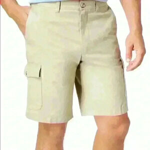 NWT Mens club room khaki tan cargo pockets shorts 42x10